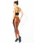 I Carry Myself Differently Leggings