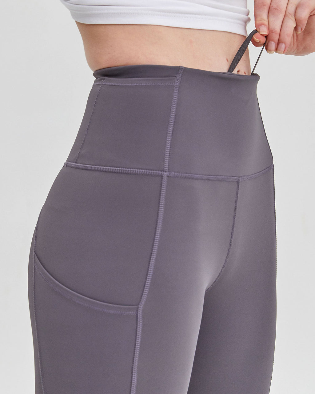 Strong. Sculpted. Irresistible. Leggings