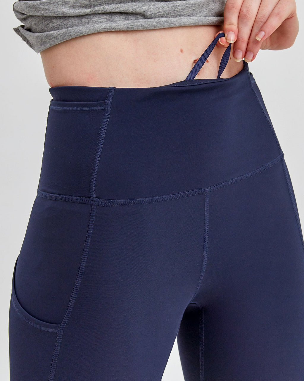 Strong. Sculpted. Irresistible. Leggings